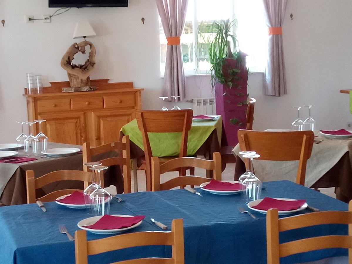 Hostal El Tropezon Matallana de Valmadrigal エクステリア 写真