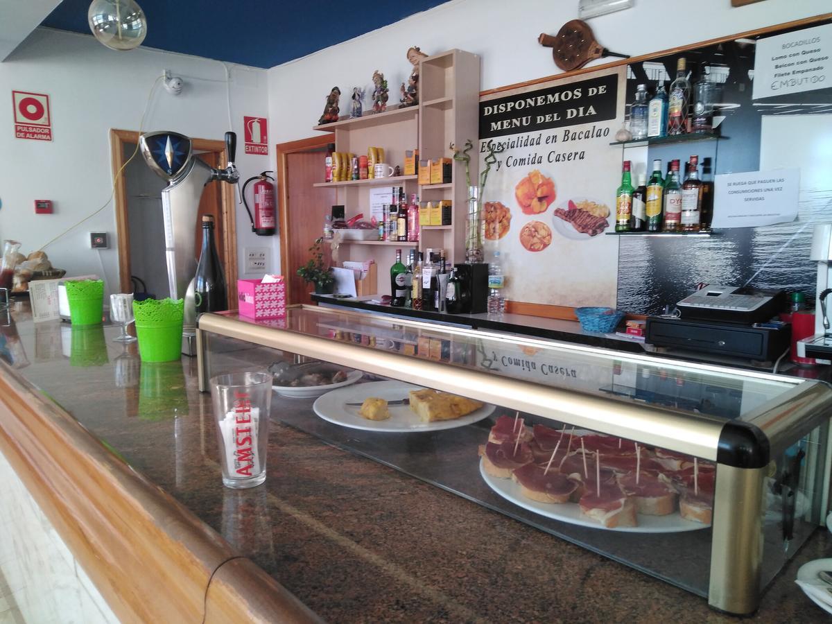 Hostal El Tropezon Matallana de Valmadrigal エクステリア 写真