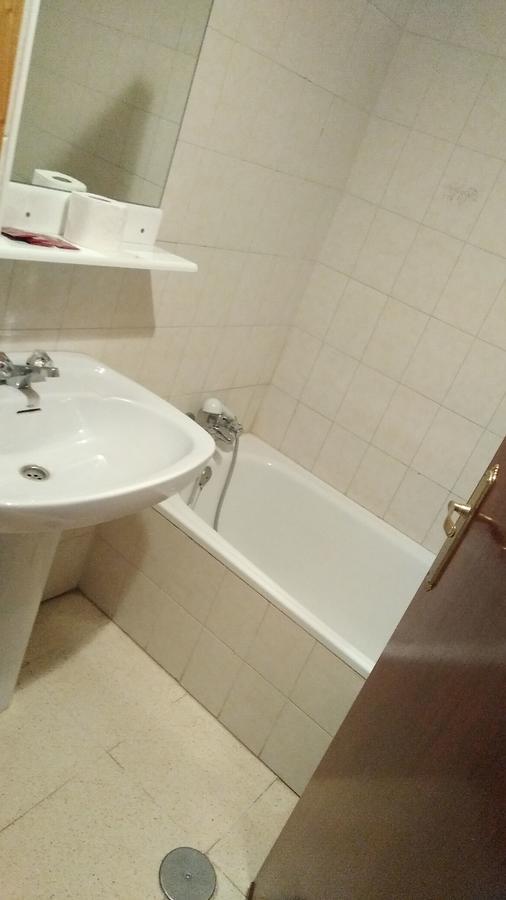 Hostal El Tropezon Matallana de Valmadrigal エクステリア 写真
