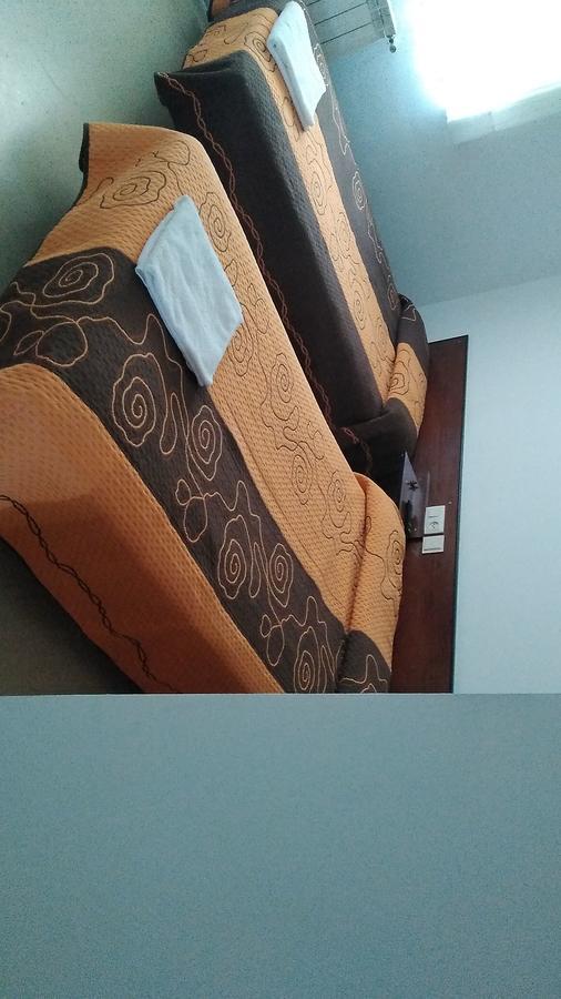 Hostal El Tropezon Matallana de Valmadrigal エクステリア 写真