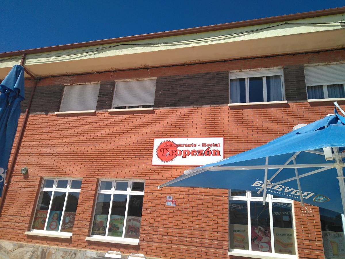 Hostal El Tropezon Matallana de Valmadrigal エクステリア 写真