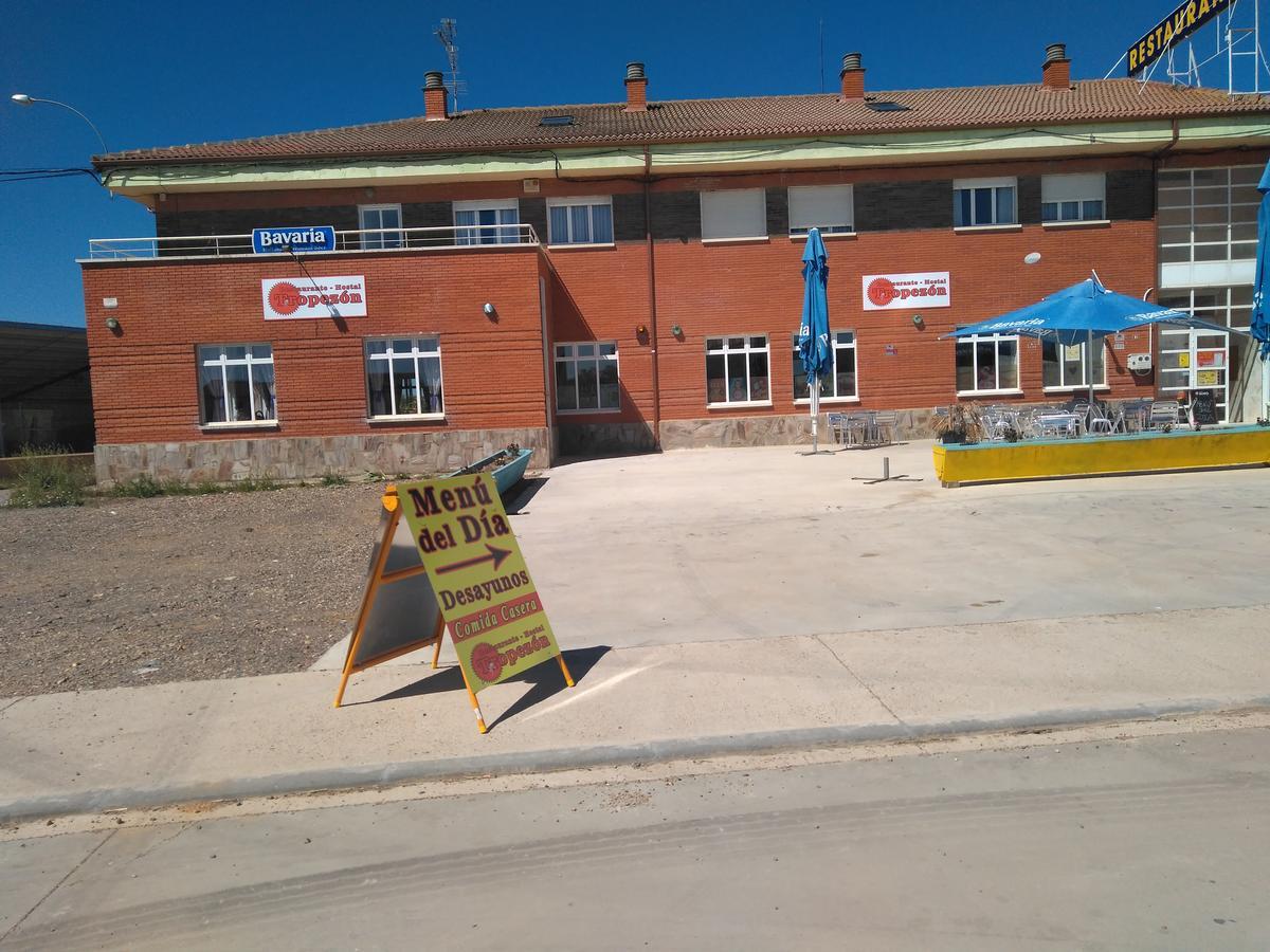 Hostal El Tropezon Matallana de Valmadrigal エクステリア 写真