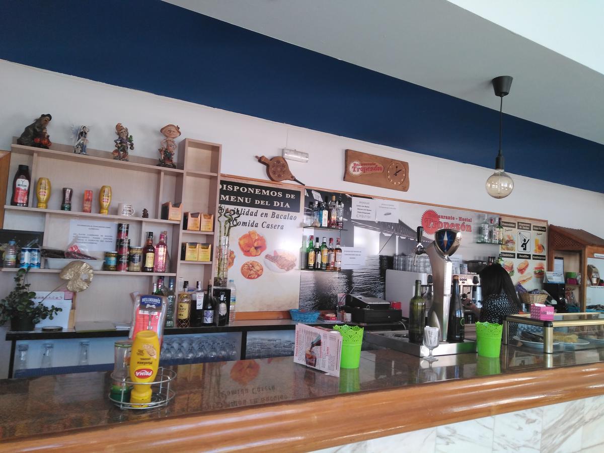 Hostal El Tropezon Matallana de Valmadrigal エクステリア 写真