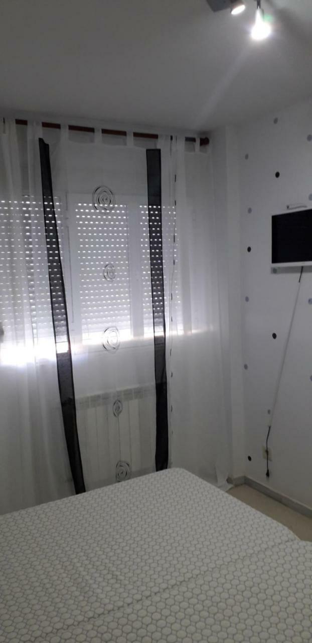 Hostal El Tropezon Matallana de Valmadrigal エクステリア 写真